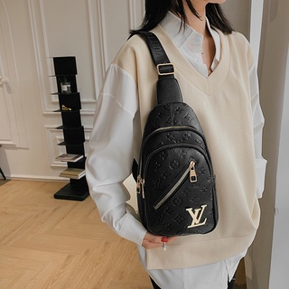 LV Men Chest Bag Leather Shoulder Bag Retro Fashion Casual Crossbody Bag Sports Waterproof Bag