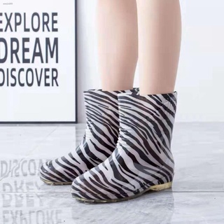 Preferred✲OUTDOOR Low Cut Women Rubber Rain boots shoe rainy boots water resistance floral design bo