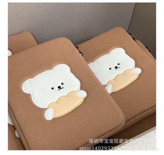 ins designer niche casual embroidery bear ipad tablet bag female bag (5)