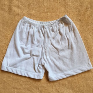 Preloved Baby Shorts Plain White 0 to 3 months
