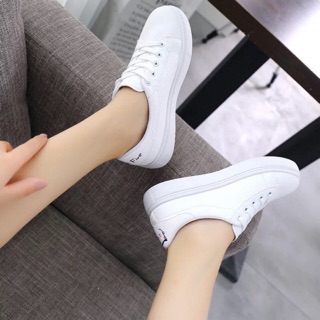 Cat white rubber shoe#6801 (add 1 size )