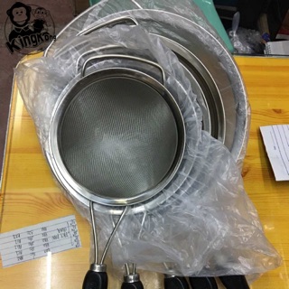 Stainless strainers black handle