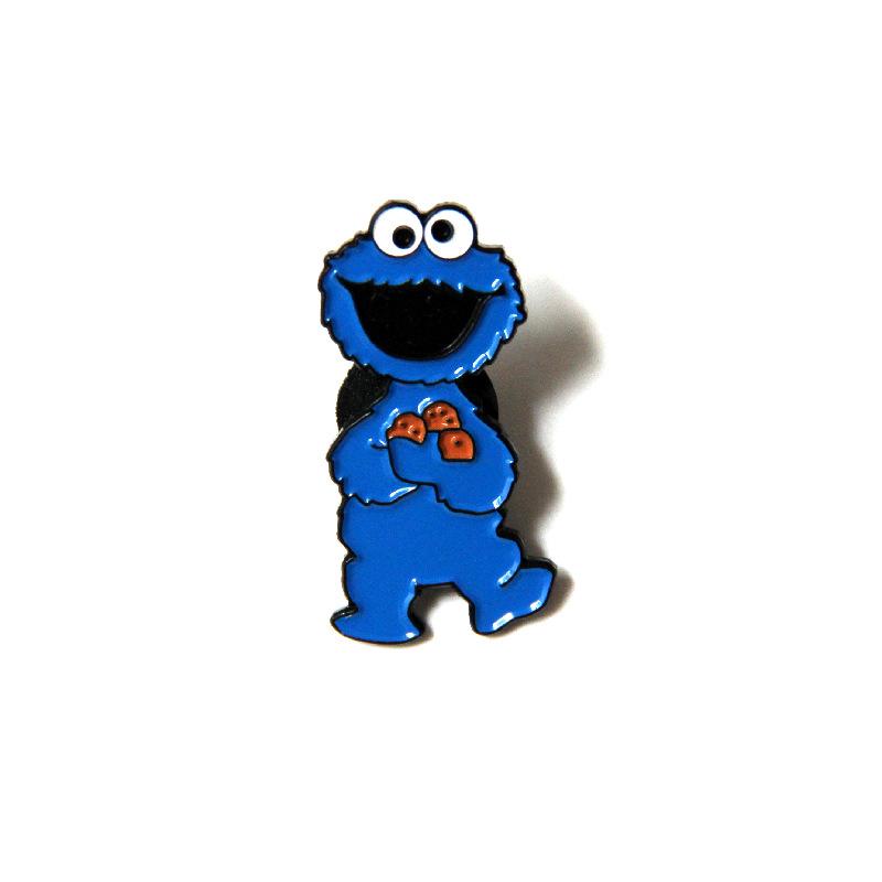 fashion KAWS Sesame Street Elmo Cookie Monster Pin Badge Brooch (5)