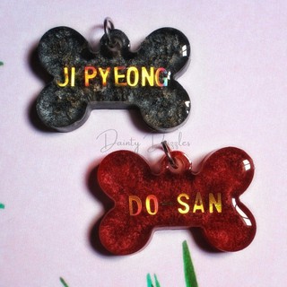 PET TAG (Small Dog Bone) | Resin by Dainty Drizzles (1)