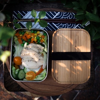 Japanese bamboo cover split box lunch box 304 stainless steel thick lunch box salad picnic box Stude