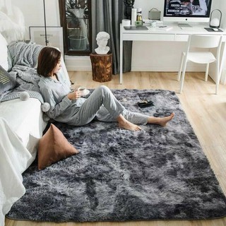 Long Plush Area Rug Soft Fake Fur Washable Non-Slip Decorative Floor Mat