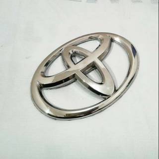 Toyota Emblem / Toyota Avanza Logo / Innova 2012-2015 Chrome