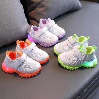 【Ready Stock】 kids flashing Led Lights Sneakers LED flashing light girls shoes boys and girls sports shoes mesh casual shoes baby stretch cloth breathable with light casual shoes walker shoe Light up children's sneakers LED lights luminous shoes,