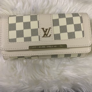LV trifold long wallet