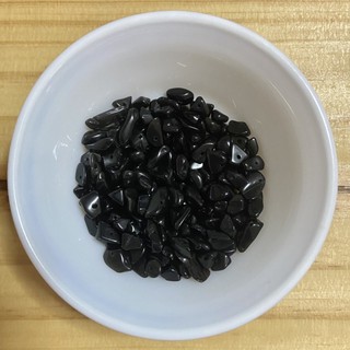 Black Onyx Chip Stone (Semi Precious Stone)