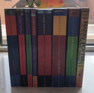 HARRY POTTER (7 BOOKS) COLLECTION (4)