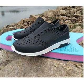 2020 Korean sports shoes men's couple models beach breathable sandals casual non-slip pedal