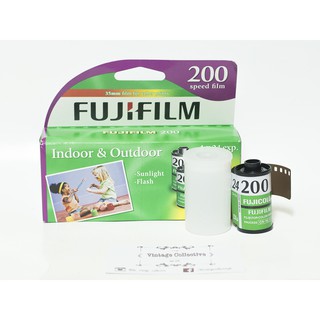 Fujifilm Fujicolor C200 ISO 200 35mm film (24 shots) - expired [GRAB/COD]