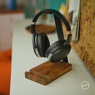 headset stand Cris Wooden Headphone and Smartphone Stand