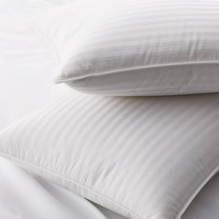 Pillow Hotel Quality Buy1 Take1 by Royal Linens (3)