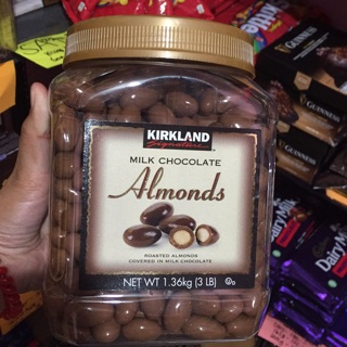 Kirkland almonds 1.366 kg