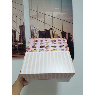 Cake Boxes Size: 10x10x5
