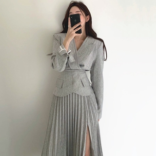 Korean-Style chic Elegant Slightly Mature Lapel Slim Fit Long Sleeve Suit Coat+High Waist Slit Pleated Skirt Long Skirt