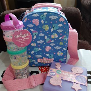 Smiggle Lunchbag and Snack Stack Container Set