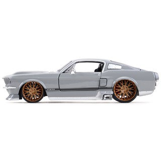 Maisto 1:24 1967 Ford Mustang GT Sports Car Static Die Cast Vehicles Collectible Model Car Toys (5)