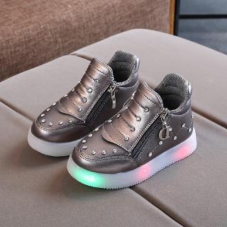 【dudubaba】Autumn Children Girls Fashion LED Lights Soft Casual Walking Shoes (7)