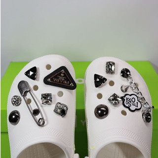 Crocs Diamond Jibbitz shoe accessories, excluding shoes