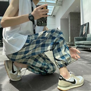 Boys autumn plaid pants Hong Kong wind nine tight trousers casual plaid men Korea ULZZANG 原 BF wind couple straight pants hip hip hop dance trousers InS super fire-type men must ultra-low price