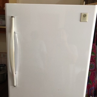 GE Refrigerator (1)