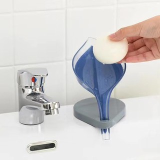 Leaf Shape Soap Box With Suction Cups Stand Keep The Soap Dry Clean (4)