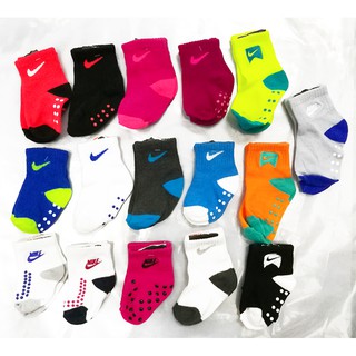 Baby Boy Girl Nike Socks NB to 1 Year One Size (random)
