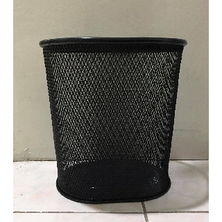 Wire Mesh Trash can / Office Trash can
