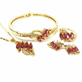 KIMBEE 14k Bangkok Gold Jewelry Set with box ENT00185