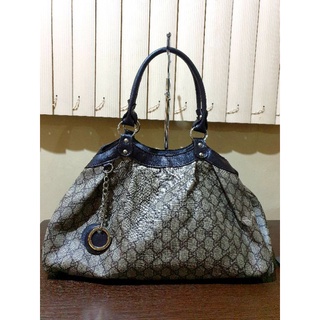 Branded and Good as New Preloved Ladies Bags