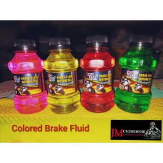 Colored Brake Fluid Universal (2)