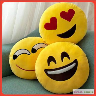 SS QQ Emoji Pillow plush pillow COD
