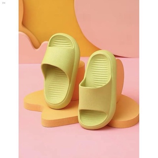 Special offerNew product∏[𝐇𝐎𝐓] EVA MATERIAL KIDS SLIPPERS