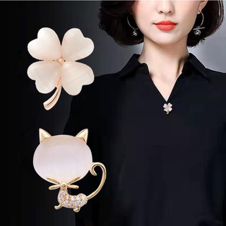 Anti-glare buckle high-end small brooch female small fresh pin fixed clothes cute Japanese four-leaf