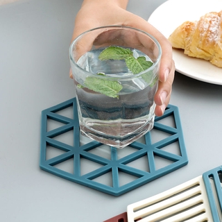 Nordic Teacup Mat Heat Resistant Coaster Hollow Resistant Non-Slip Pot Mat Table Mat Tableware (4)
