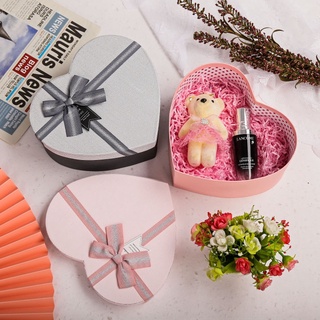 Love gift box pink girl heart gift box exquisite romantic Valentine s Day gift for boys and girls