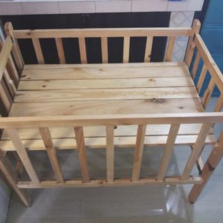 Wooden Crib for sale (1)