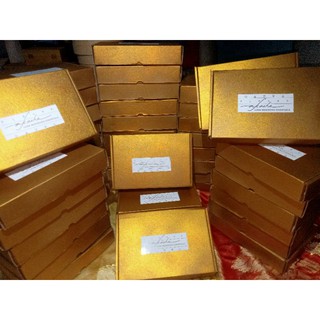 cardboard_golden_box (3)