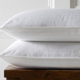 Pillow Hotel Quality Buy1 Take1 by Royal Linens (1)
