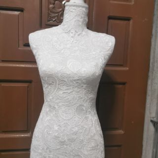 Lace Mannequin standee (2)