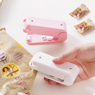 Portable Mini Sealer Plastic Food Snacks Bag Sealing Machine Food Packaging Kitchen Storage Bag Clips