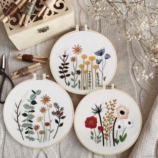 DIY Embroidery Ribbon Set Embroidery Shed Sewing Kit Cross-stitch Crafts Hand-stitched Decoration