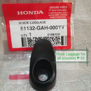 Hook Luggage for all scooters 81132-GAH-000YV (1)