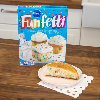 Pillsbury FunFetti Cake&Cupcake Mix 432g {USA}