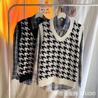 Retro Time Houndstooth Checked Knitted v-Neck Vest Super Cheap Autumn Winter Korean Version Loose Inner Outer Wear Sweater Stacking Waistcoat Boys