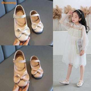 Girls leather shoes single shoes 2021 spring and autumn new Korean round buckle girl princess shoes soft bottom non-slip children s shallow mouth tide