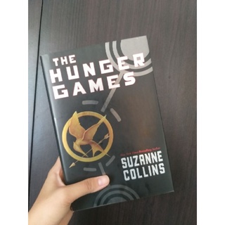 HUNGER GAMES | SUZANNE COLLINS